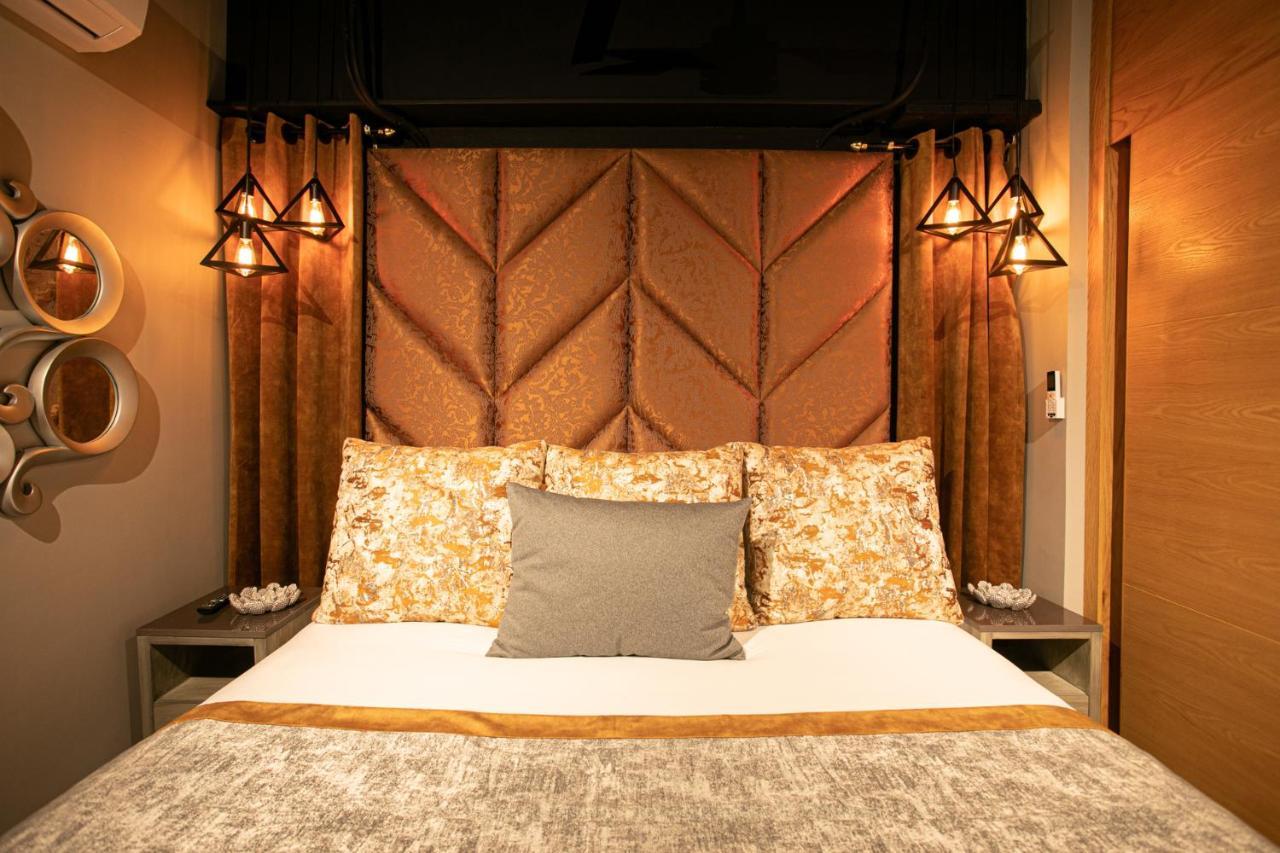 Pinnacle Resorts 179 - Adults Only Пуерто Валярта Екстериор снимка