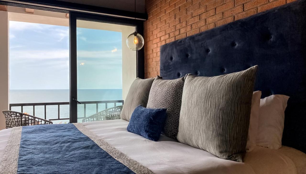 Pinnacle Resorts 179 - Adults Only Пуерто Валярта Екстериор снимка